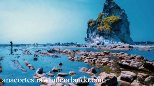 5 Rekomendasi Pantai Sekitar Jakarta yang Asik 