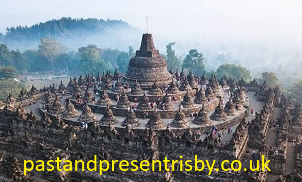 Borobudur Wisata Spiritual dan Budaya